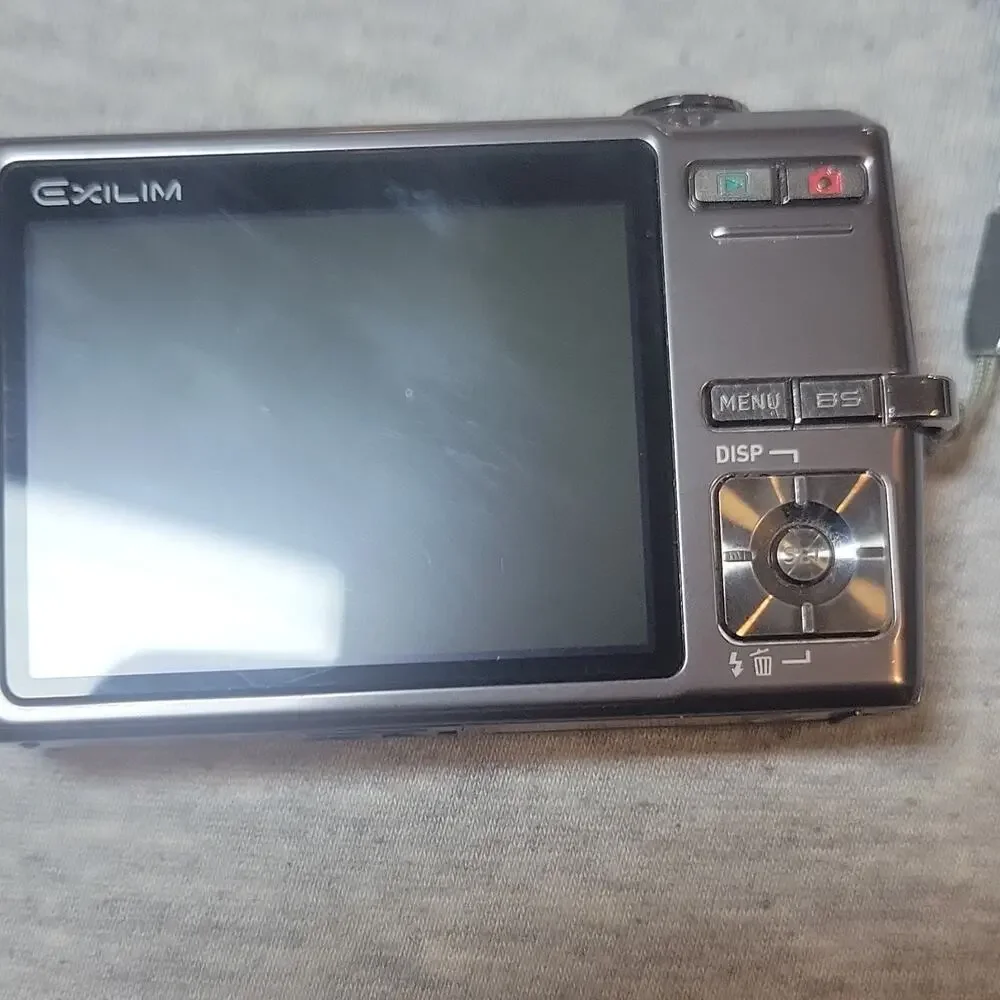 Casio Exilim EX-Z700 7.2MP Digital Camera Tested Works w/ Box Lots Accessories